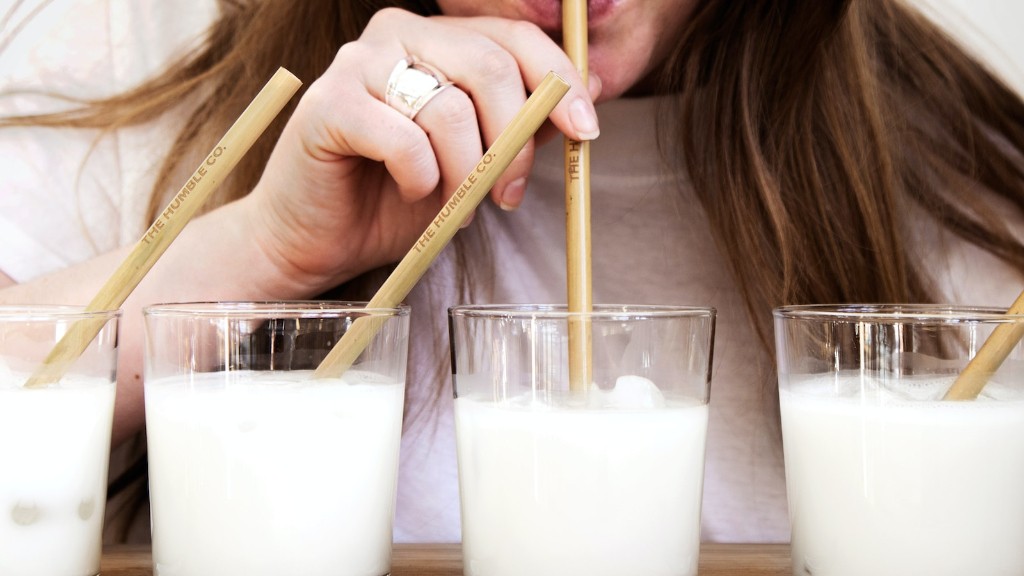 Как приготовить цельное молоко с густыми сливками